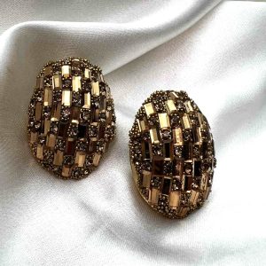 Ανακάλυψε την glam συλλογή μας στο φυσικό μας κατάστημα Elai;vn 36 , στο Ίλιον και στο www.cprcollection.gr